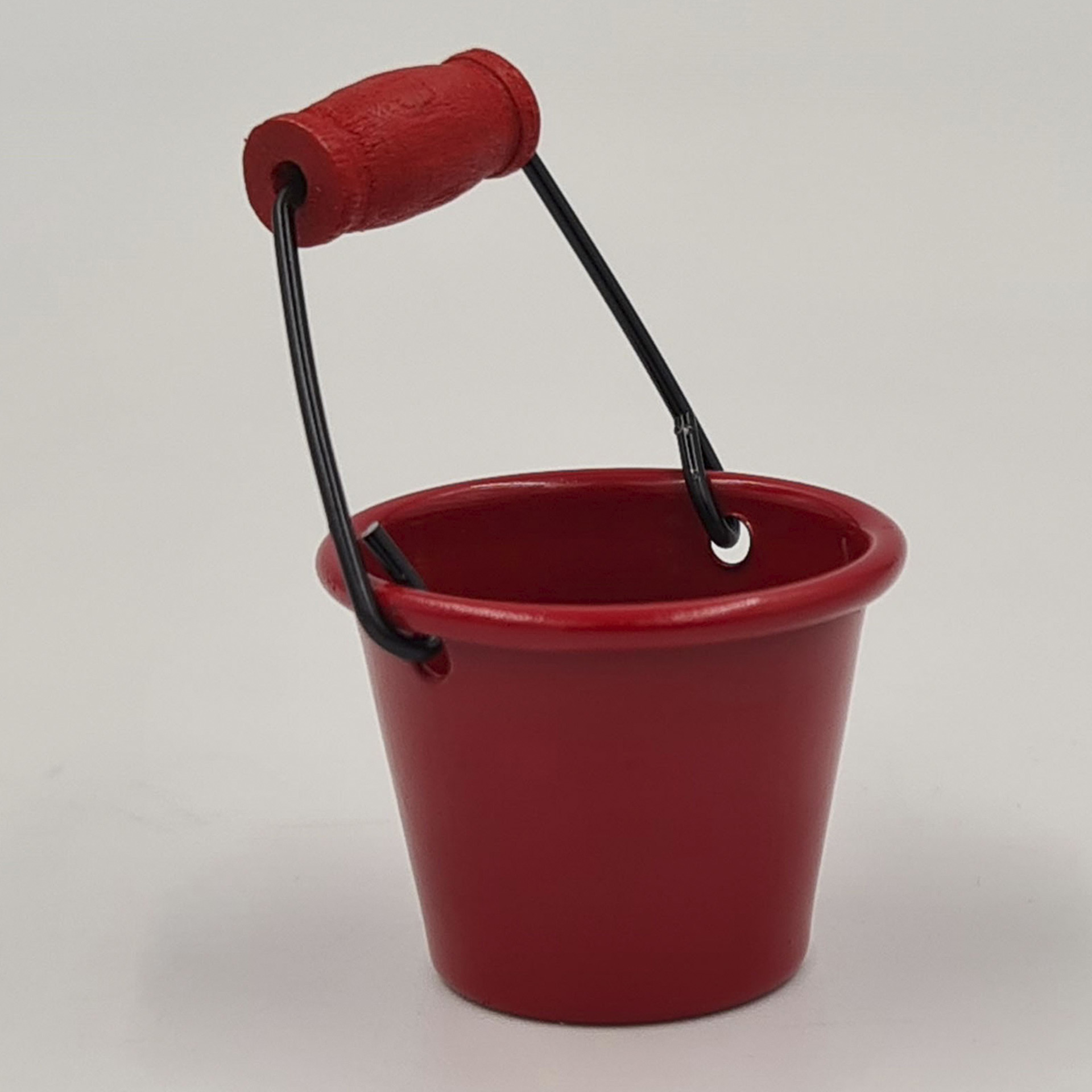Eimer rot mit Henkel Eimer rot mit Henkel Krippenzubehör Wichtelzubehör