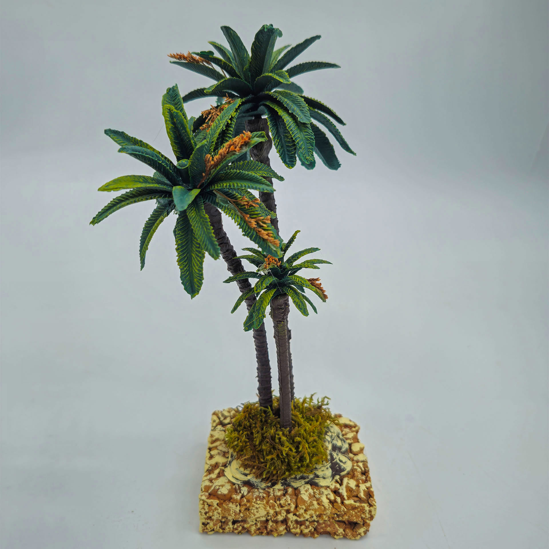 Krippenbotanik Palmen Dreier Gruppe 23cm zur Krippengestaltung, Pflanze, Baum, Palme, Pflanze, Baum, Palme, Topfpflanze