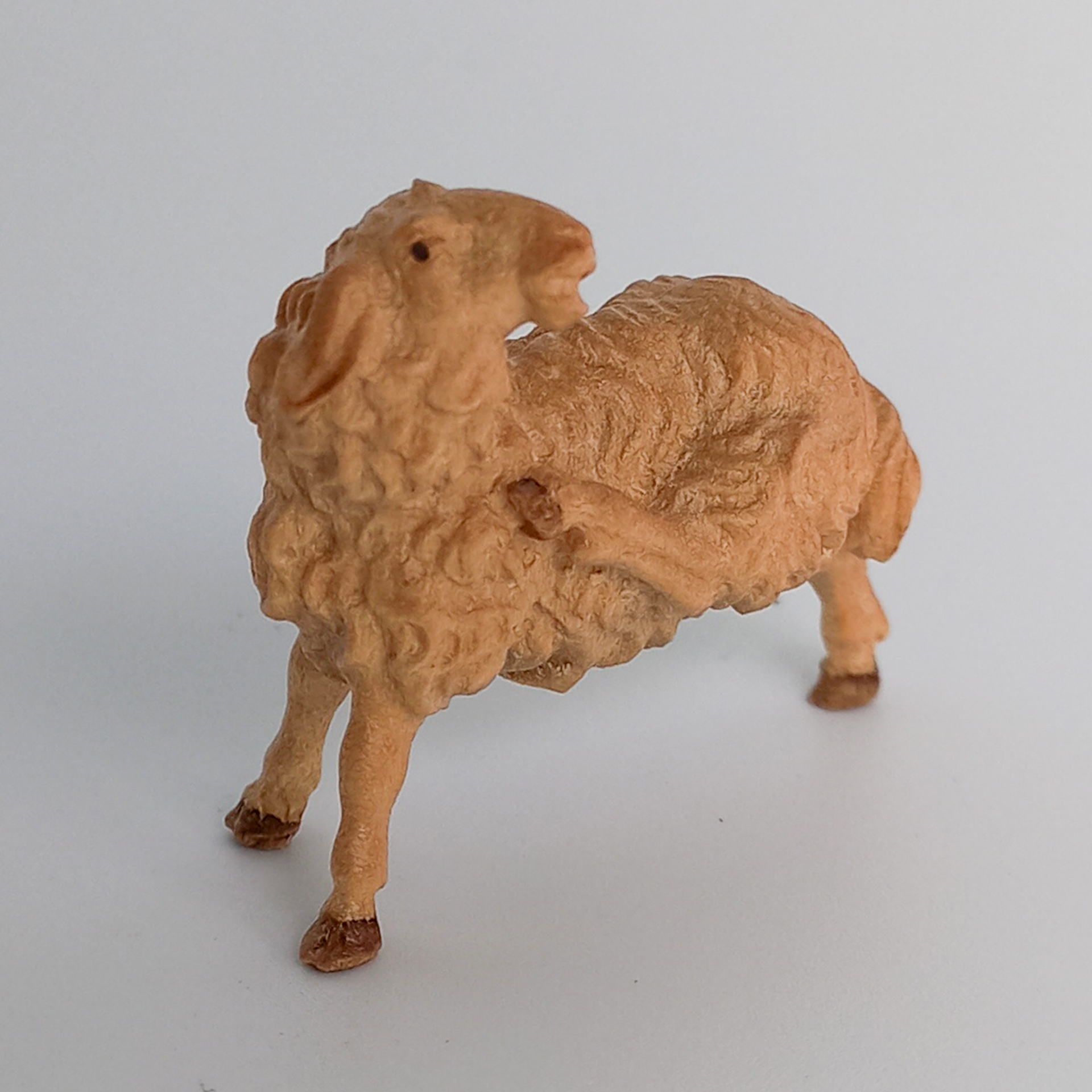 Schaf kratzend Ulrich Krippe mfg, für 10cm Figuren