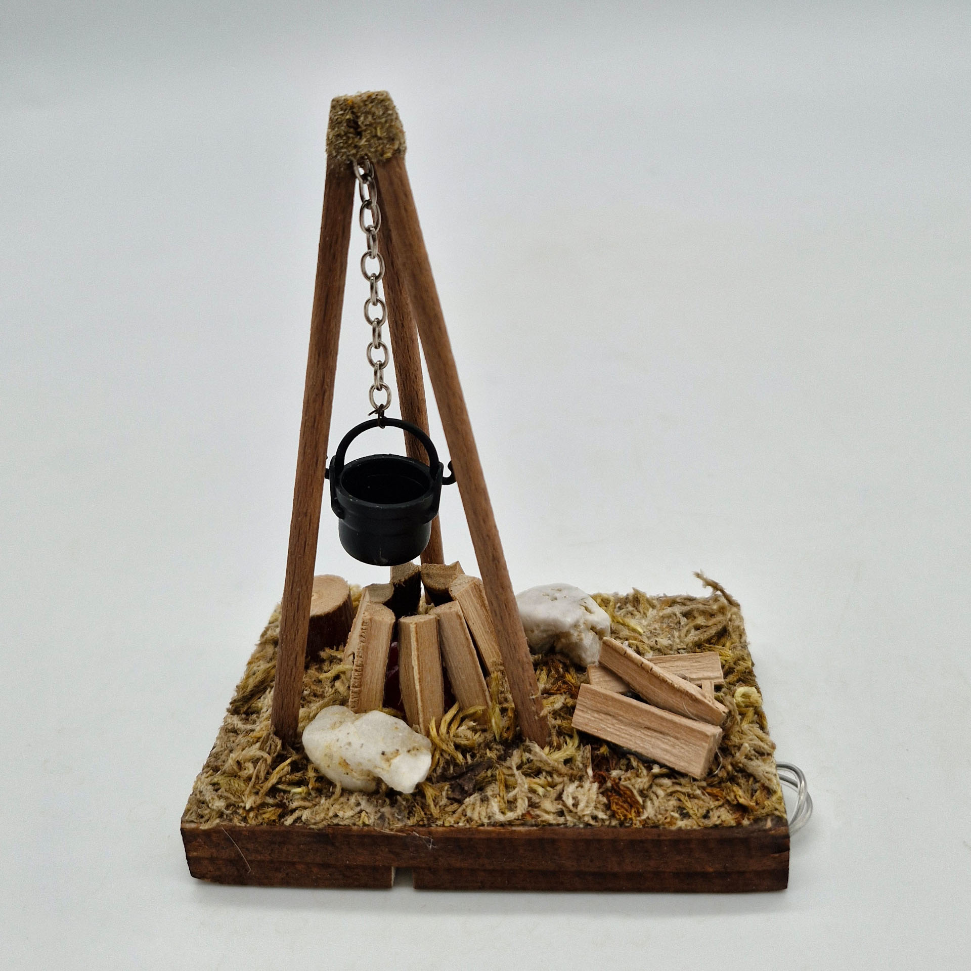Feuerstelle hoch mit LED und Schalter Holz
