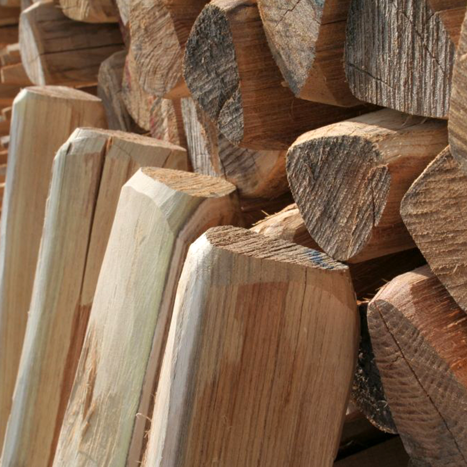 Holzscheite, Stöcke, Holzstapel, Holzblock, Schnittkanten, Holzstämme, Schnittholz, Holzstapel, Holzscheite, Holzblock, Holzstämme, Holzscheite, Schnittholz, Holzstapel, Kaltfärbt Holz, Holzscheite, Schnittholz, Holzstapel, Rundholz, Holzblock