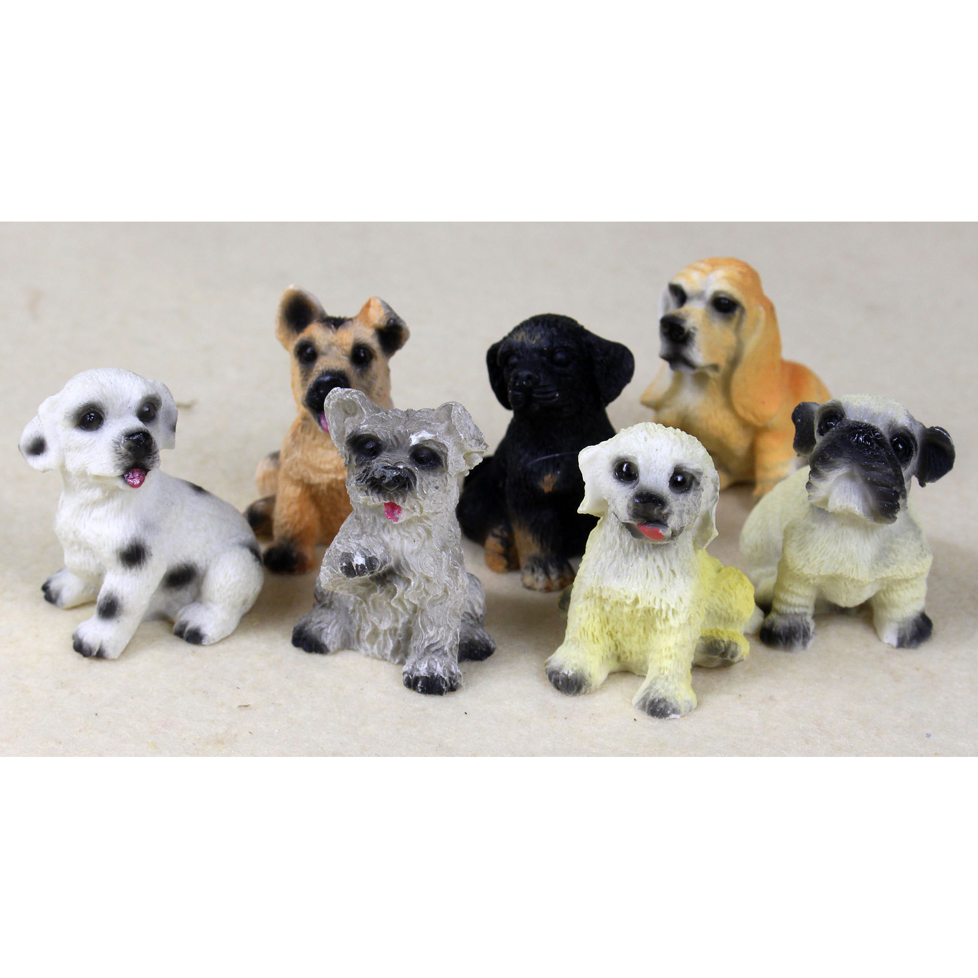 Hundfigurchen, Miniaturhunde, Welpenfiguren, bunte Figuren, kleine Skulpturen