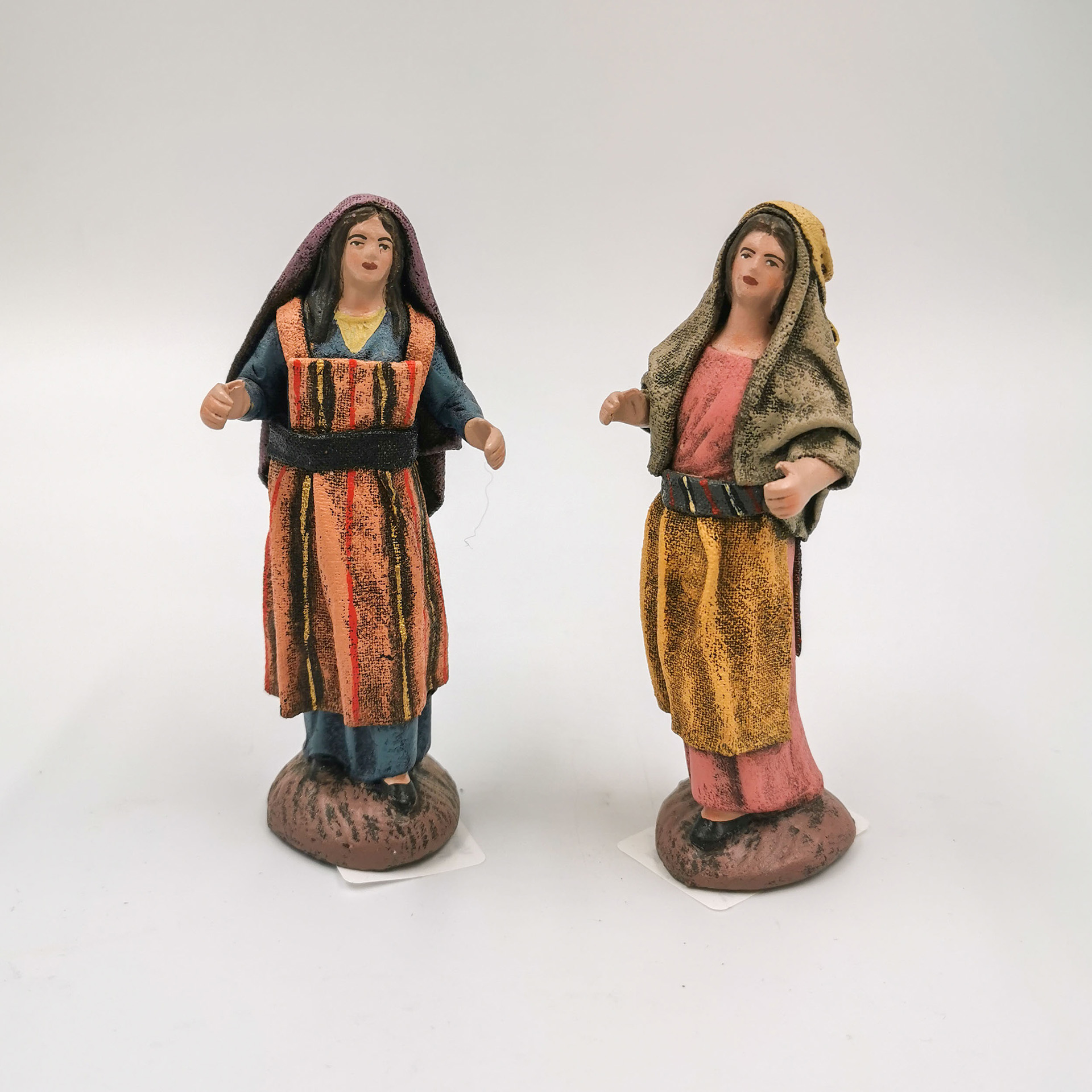 Krippenfigur Verkäuferinnen stehend