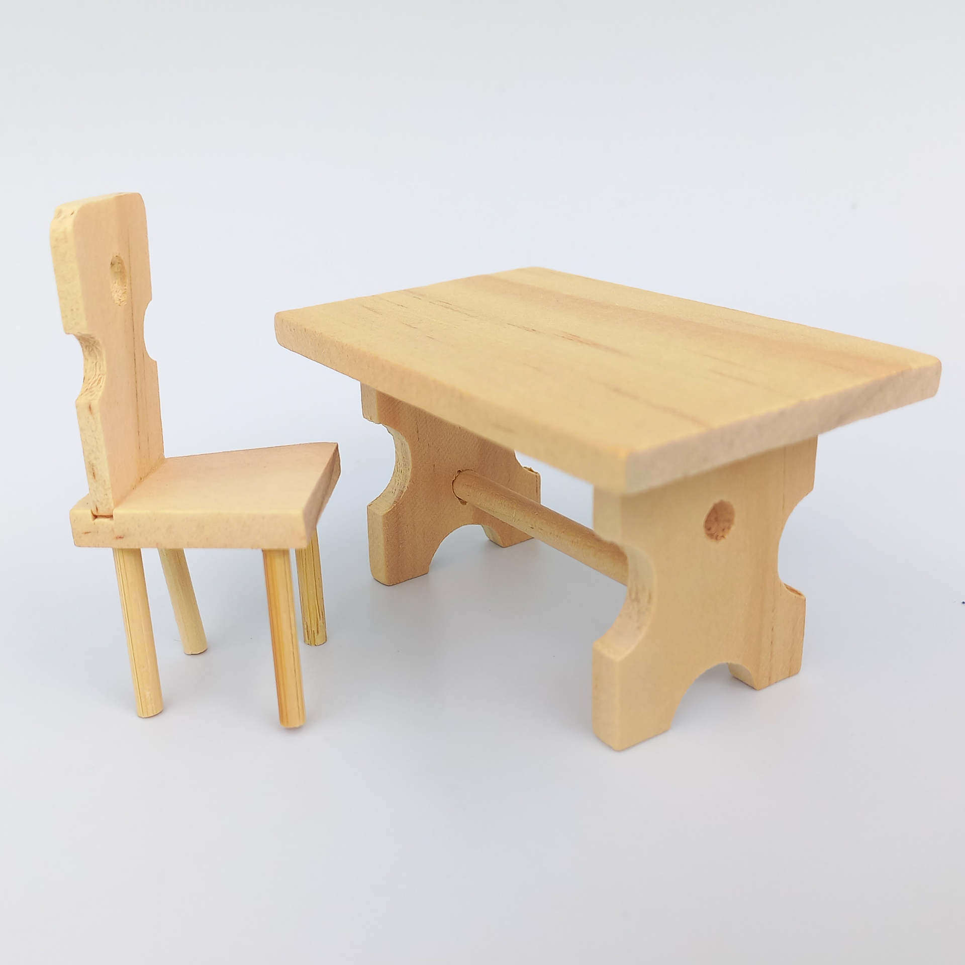 Holztisch natur 2 Holztisch natur 2 Wichtelzubehör Krippenzubehör