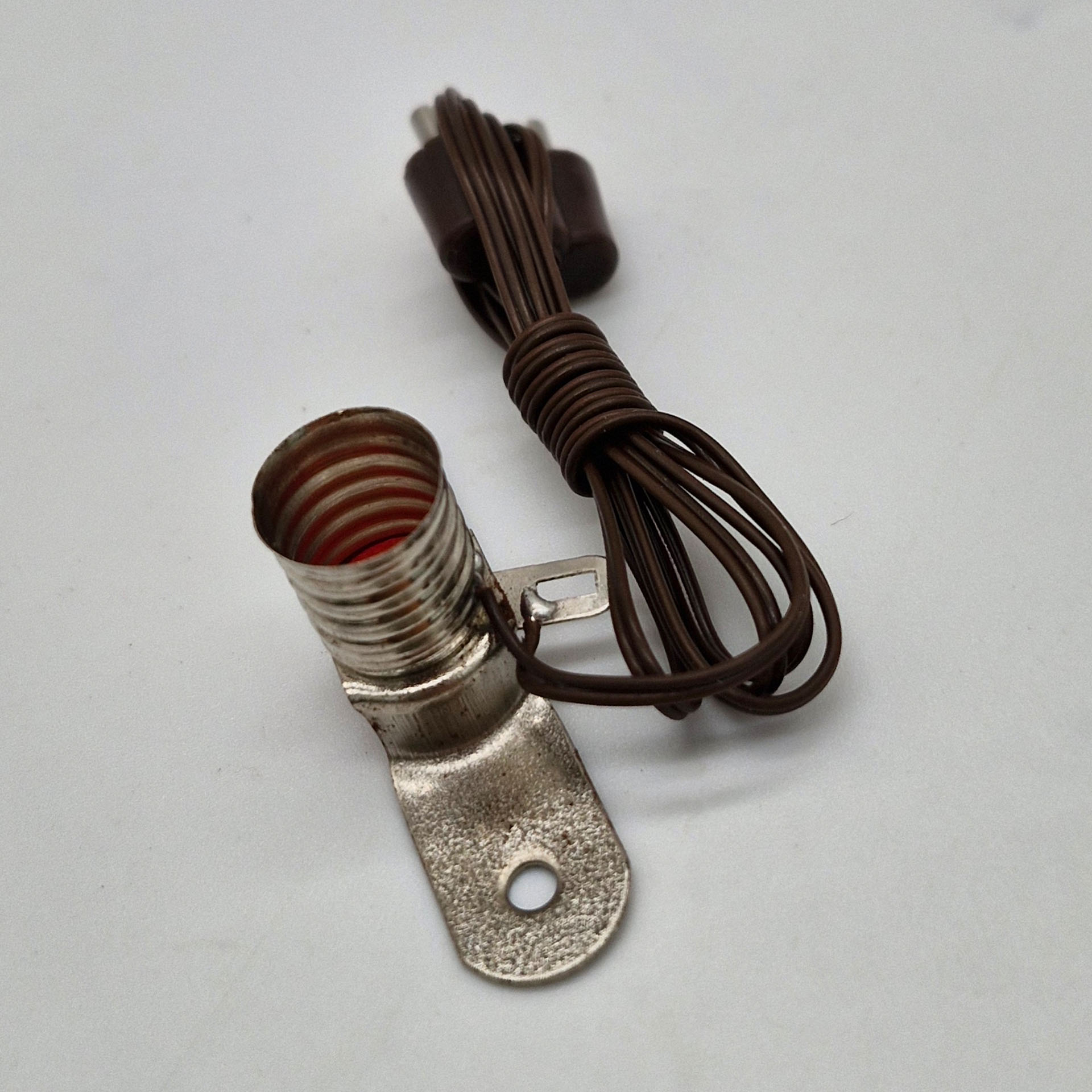 Fassung E10 mit Metallsteg ohne Birne Adapter, Elektronik, Elektrisches Gerät, Mikrophon