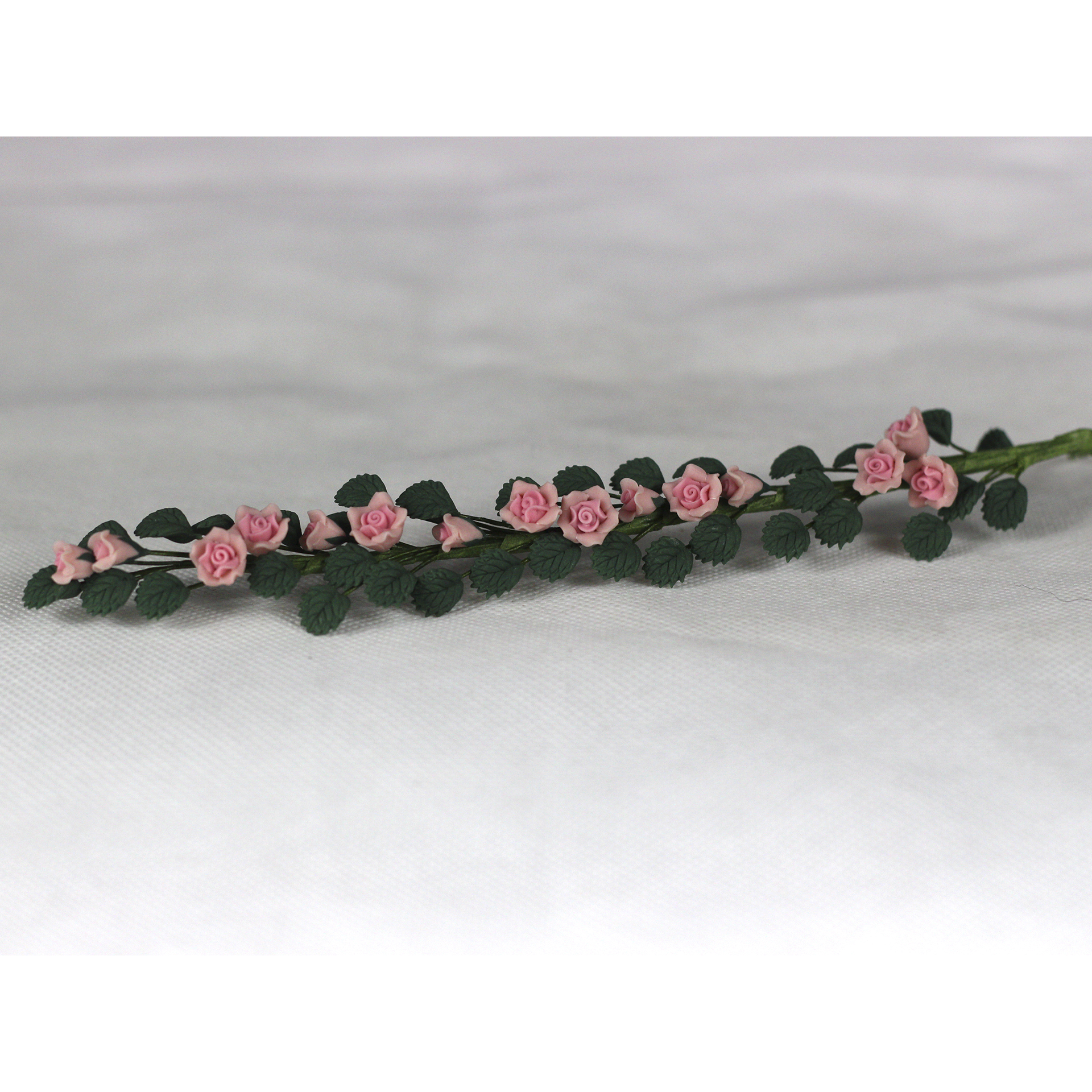 Rosenranke rosa Botanik als Krippenzubehör und Wichtelzubehör