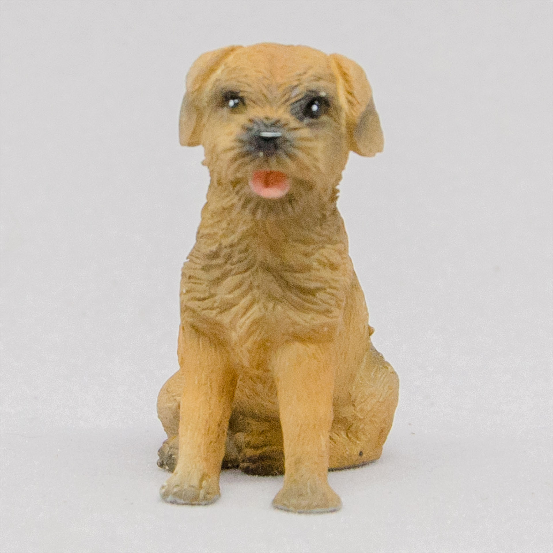 Terrier sitzend, Höhe 3,3cm Hund, Haustier, Welpe, Terrier