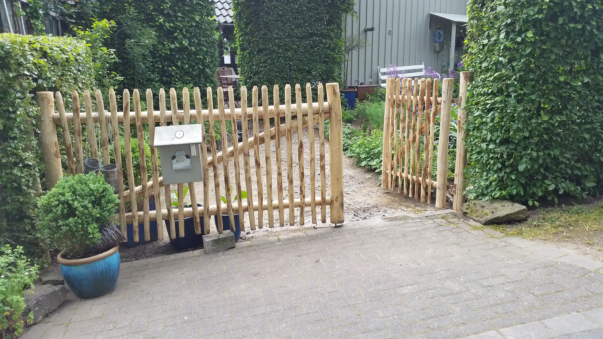 Tor Staketenzaun